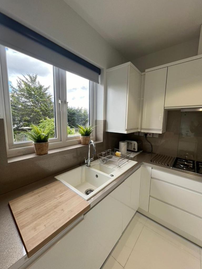 Zenobia London Luxury Apartments Finchley Εξωτερικό φωτογραφία