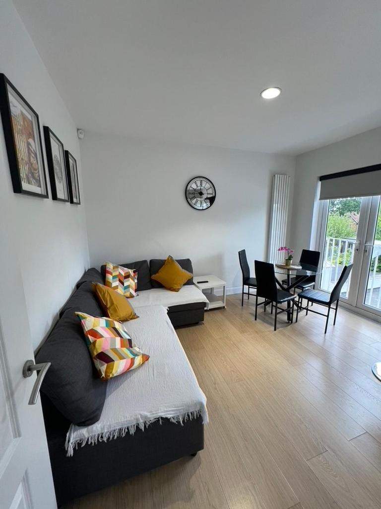 Zenobia London Luxury Apartments Finchley Εξωτερικό φωτογραφία
