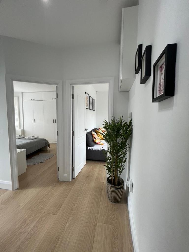 Zenobia London Luxury Apartments Finchley Εξωτερικό φωτογραφία