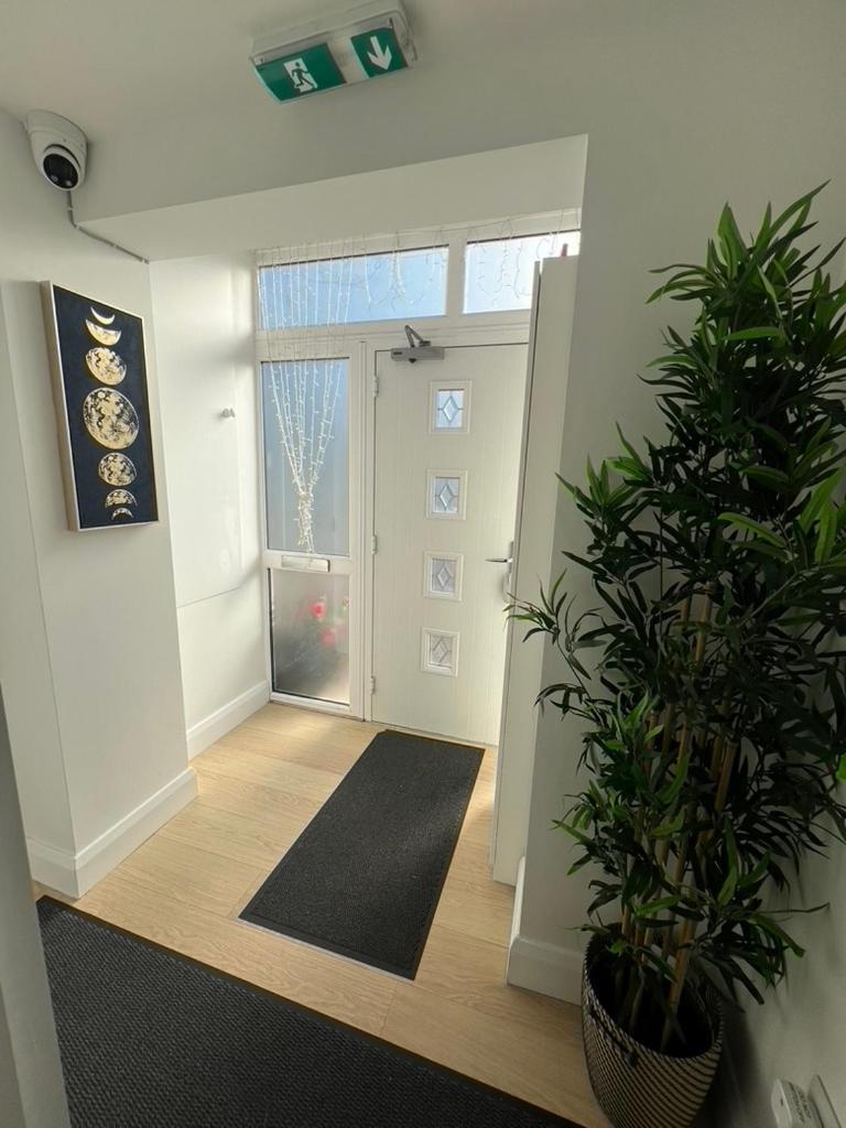 Zenobia London Luxury Apartments Finchley Εξωτερικό φωτογραφία