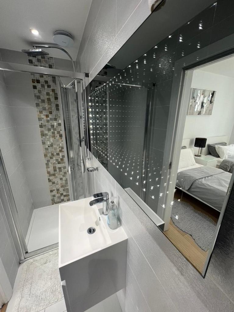 Zenobia London Luxury Apartments Finchley Εξωτερικό φωτογραφία
