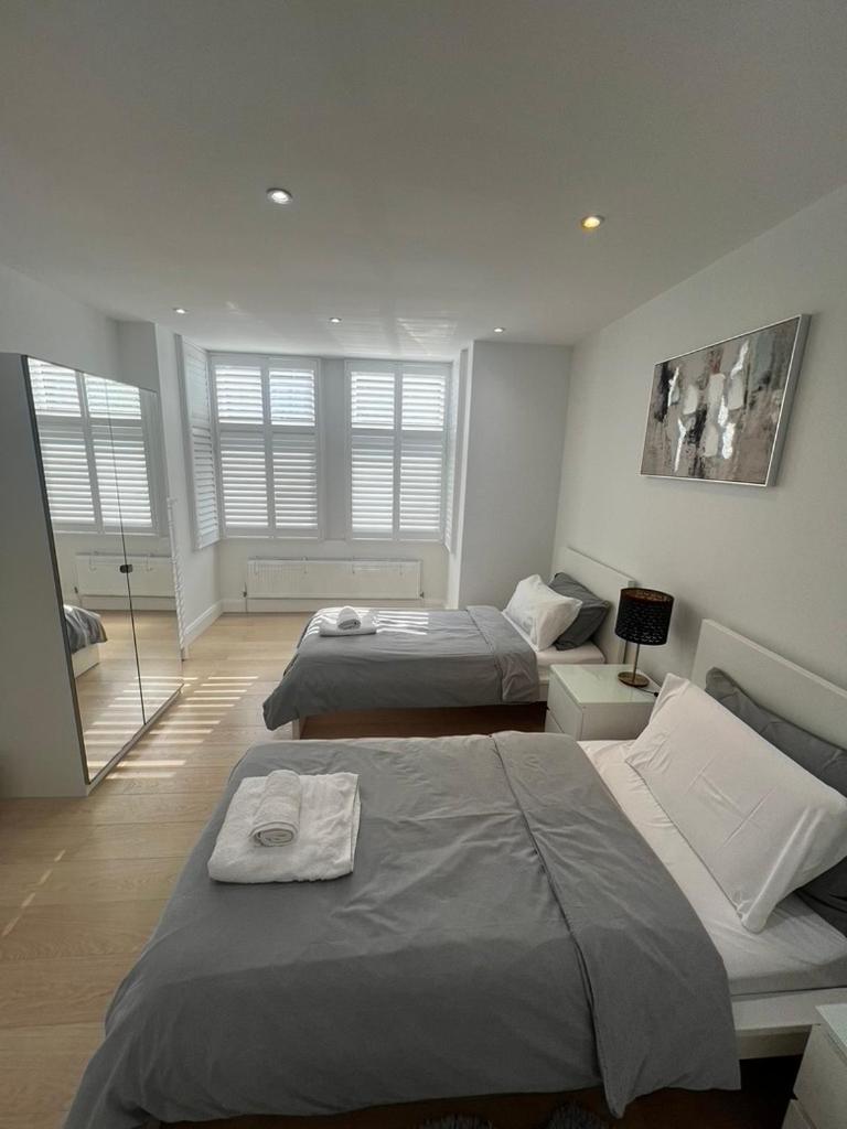 Zenobia London Luxury Apartments Finchley Εξωτερικό φωτογραφία