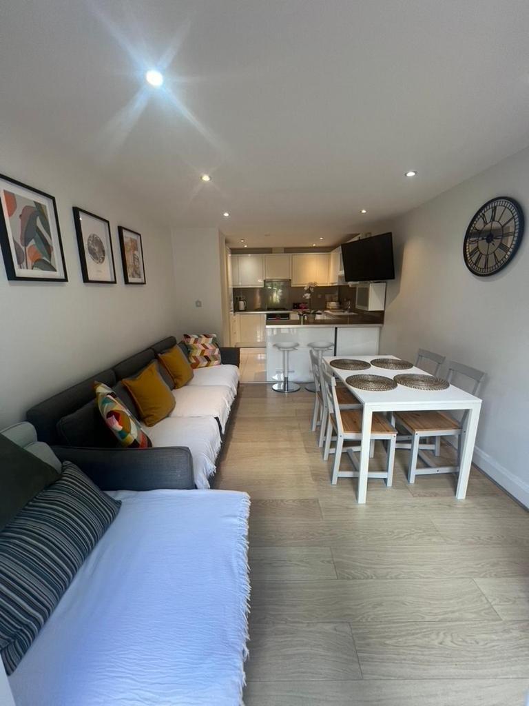 Zenobia London Luxury Apartments Finchley Εξωτερικό φωτογραφία