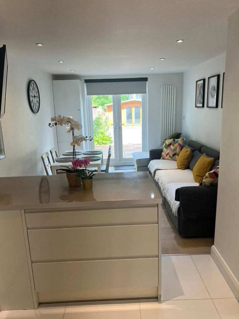 Zenobia London Luxury Apartments Finchley Εξωτερικό φωτογραφία