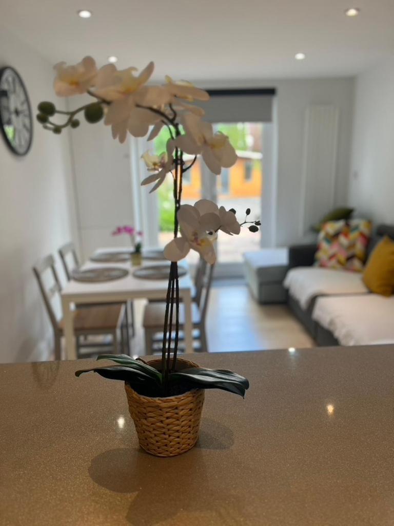 Zenobia London Luxury Apartments Finchley Εξωτερικό φωτογραφία